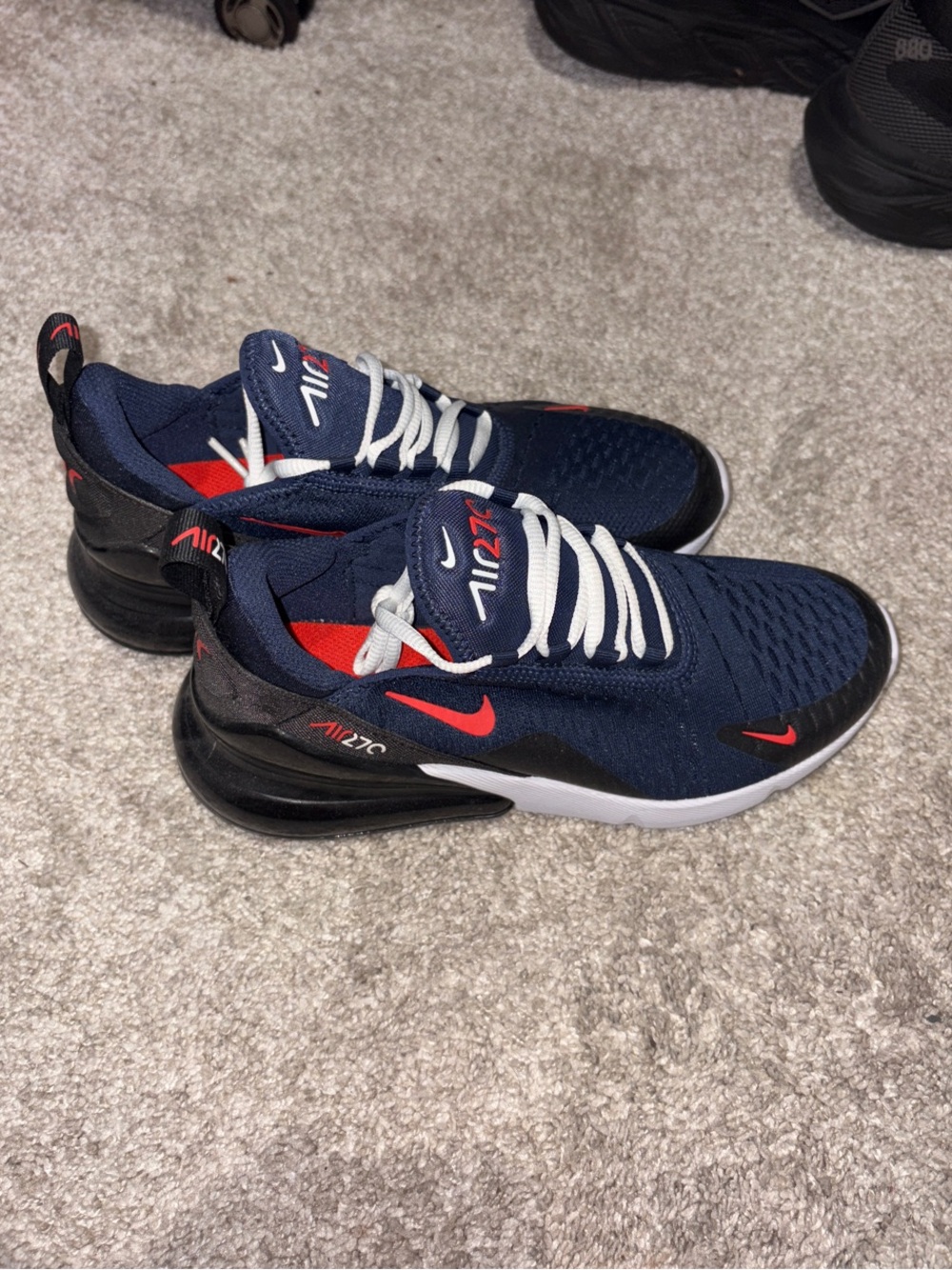 Nike women’s Air Max 270 Navy and Red Sneakers